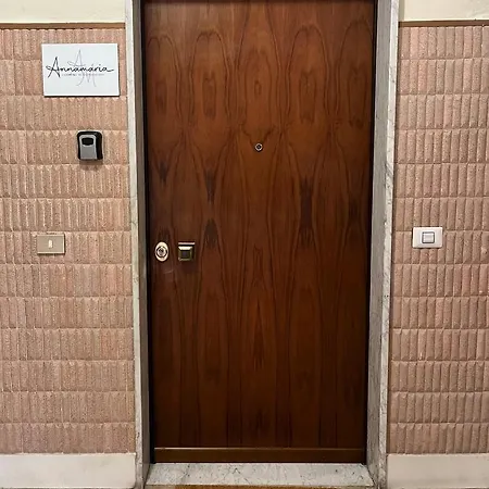 Annamaria - Station Charming * Bari