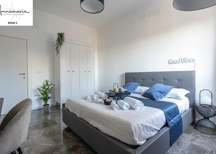 Annamaria - Station Charming Bari