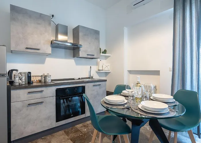 Annamaria - Station Charming * Bari